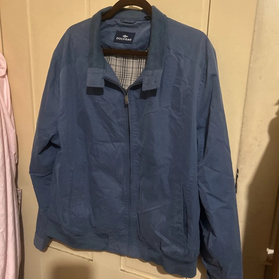 Men’s Dockers Blue Jacket Size X - Large - Image 1 of 4