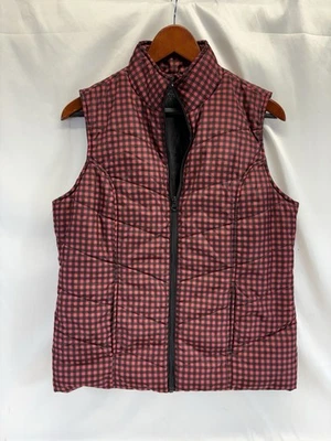 Chaleco acolchado Kim Rogers con cremallera rojo negro bolsillos a cuadros para mujer talla pequeña” Foto 1 de 4