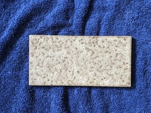 4 x Vintage 1970 Ceramic Floor Tiles, Beige Dappled Finish 20 x 10 x 0.8 cm - Picture 1 of 2