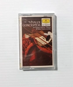 Vivaldi Concertos for Flutes, Horns and Oboes - Cassette - NEW - Picture 1 of 2
