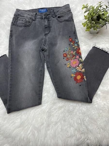 Arizona Girls Size 10  Embroidered Girls Black Faded Jeans Preowned H18 - Picture 1 of 12