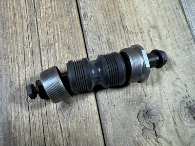Vintage Shimano BB Bottom Bracket Road Bicycle Bottom Bracket 70x115 mm 1.37x24 - Image 1 of 4