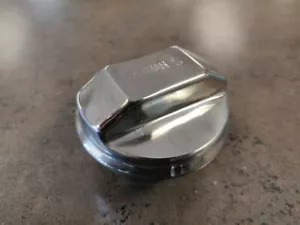 Se adapta a la tapa de combustible cromada para Porsche 987 Cayman S 06-08 - Imagen 1 de 3