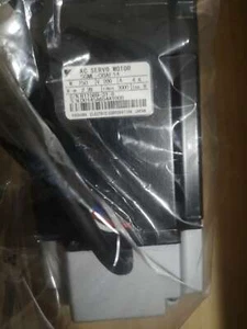 YASKAWA SGML-08AF14 AC SERVO MOTOR SGML08AF14 New In Box Expedited Shipping - Picture 1 of 3