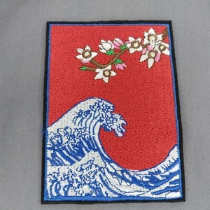 Japanese Cherry Blossoms Wave 3.5" x 5" Iron On Patch - Picture 1 of 2