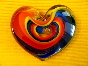 'EPIPHANY' USA BLOWN ART GLASS SWIRL MULTI-COLORS HEART SHAPED PAPERWEIGHT/DECOR - Picture 1 of 10