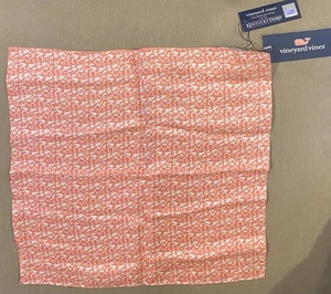 Vineyard Vines NWT Kentucky Derby 100% Silk Pocket Square Pink & White - Picture 1 of 3