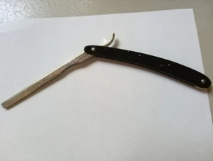 Rasoio dritto vintage E. Weck N.Y. Sextoblade, manico nero, usa lama 2 1/2" - Foto 1 di 16