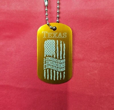 Etiqueta de perro bocina larga deportiva grabada con láser Foto 1 de 3