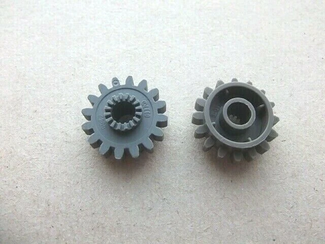 LEGO 6542 Technic Gear 16 Tooth with Clutch (with Teeth around Hole)  - Image 1 of 1