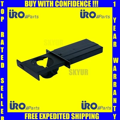 Portavasos derecho en el tablero BMW 04-10 525 528 530 535 545 550 M5 URO 626 Foto 1 de 3