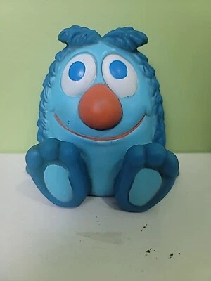 Antigo 1978 Gabriel CBS Brinquedos Amigáveis Monstro Azul Squeak Bebê Crianças Brinquedo Infantil - Imagem 1 de 4