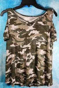 Justice Girl's Size 18/20 Camo Short Sleeve Cold Shoulder Tee NWOT - Picture 1 of 7