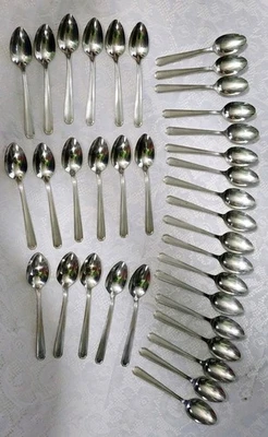 👍LOTE DE 35 CUCHARADITAS/CUCHARAS DE TÉ CAMBRIDGE PLATEADAS GORDON'S 🍵🥄 Foto 1 de 4