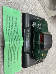 1939 Lincoln Zephyr Convertible Diecast Model – Signature Models – 1:32 Scale - Picture 1 of 6