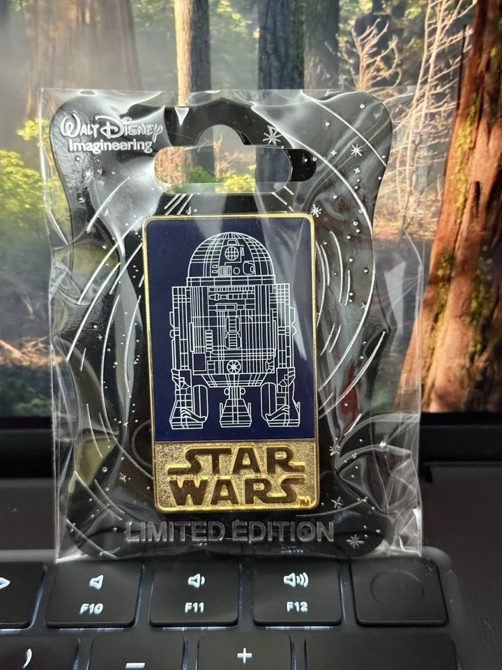 NEW 2017 D23 Expo Walt Disney Imagineering WDI Star Wars R2-D2 Droid Pin LE 500 - Image 1 of 1