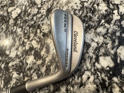 Cleveland RTX 6 ZipCore Tour Rack 46* Pitching Wedge RH KBS Tour Stiff+ - Image 1 of 4
