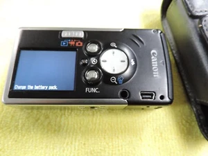 Canon Powershot SD10 PC1060 4MP fotocamera digitale = SOLO PARTI = LEGGERE BENE. - Foto 1 di 8