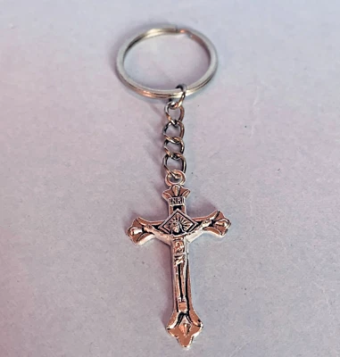 Exquisite Key Chain. Cross Key Holder. Free Shipping. 25 Piece Key Chain Set - Image 1 of 3
