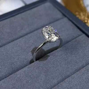 2Ct Oval Cut D/VVS1 Moissanite Solitaire Engagement Ring 14K White Gold Plated - Picture 1 of 2