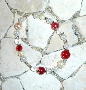 ★ DIY ★ Armband ★ weiß, kristall, rot & creme ★ - Bild 1 von 1