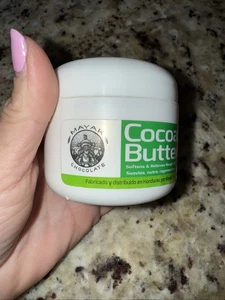 Burro di cacao dalla fabbrica di burro di cacao a Roatan, Honduras 4381 - Foto 1 di 4