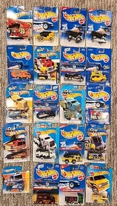 Lote de 20 vehículos de construcción y camiones Hot Wheels - Imagen 1 de 24