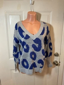 KENSIE, Size Small, Gray and Blue Print Sweater w/Puffy Long Sleeves.  NEW. - Picture 1 of 11