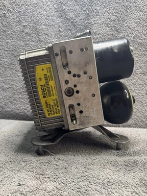 2003-2006 MERCEDES BENZ E320 E350 E500 ABS BRAKE PUMP HYDRAULIC SBC ANTI LOCK - Image 1 of 4