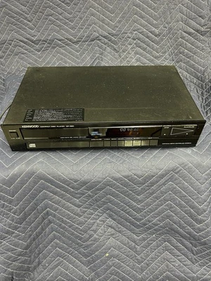 Reproductor de CD único Kenwood DP-560 de colección - Enciende *LEER DESCRIPCIÓN*sin probar Foto 1 de 4