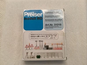 Preiser 31018 HO Police Accessories - Picture 1 of 2