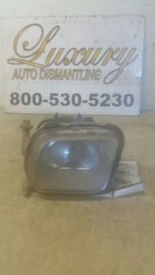 Mercedes-Benz E300D 1996-99 - luz antiniebla izquierda - 2108200156 - R181078 Foto 1 de 4