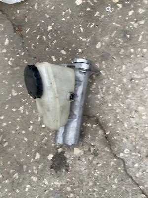 LEXUS SC300 CILINDRO MAESTRO DE FRENO OEM Foto 1 de 4