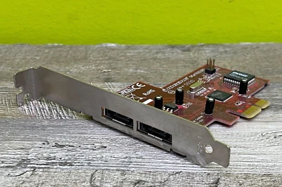IOGEAR GICE 702S3R5 ROHS  3GBPS EXTERNAL 2-PORT  PCI-Express Card - Image 1 of 4