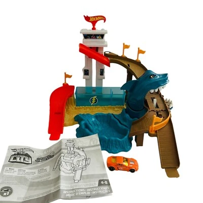 Hot Wheels Color Shifters Sharkport Showdown Toy Car Track Set Complete with Car - Image 1 of 4