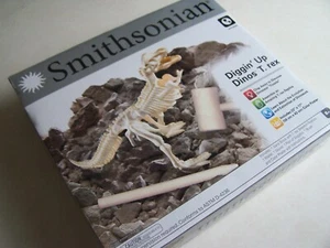 NIB Smithsonian Diggin' Up Dinos T-rex Kit - Picture 1 of 3
