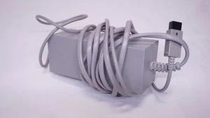 Original Nintendo Wii Netzteil RVL-002 (EUR) Stromkabel grau - Bild 1 von 2