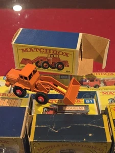 Matchbox Lesney Regular Wheels #69 Hatra Tractor Shovel- orange, RED wheels, box - Picture 1 of 2