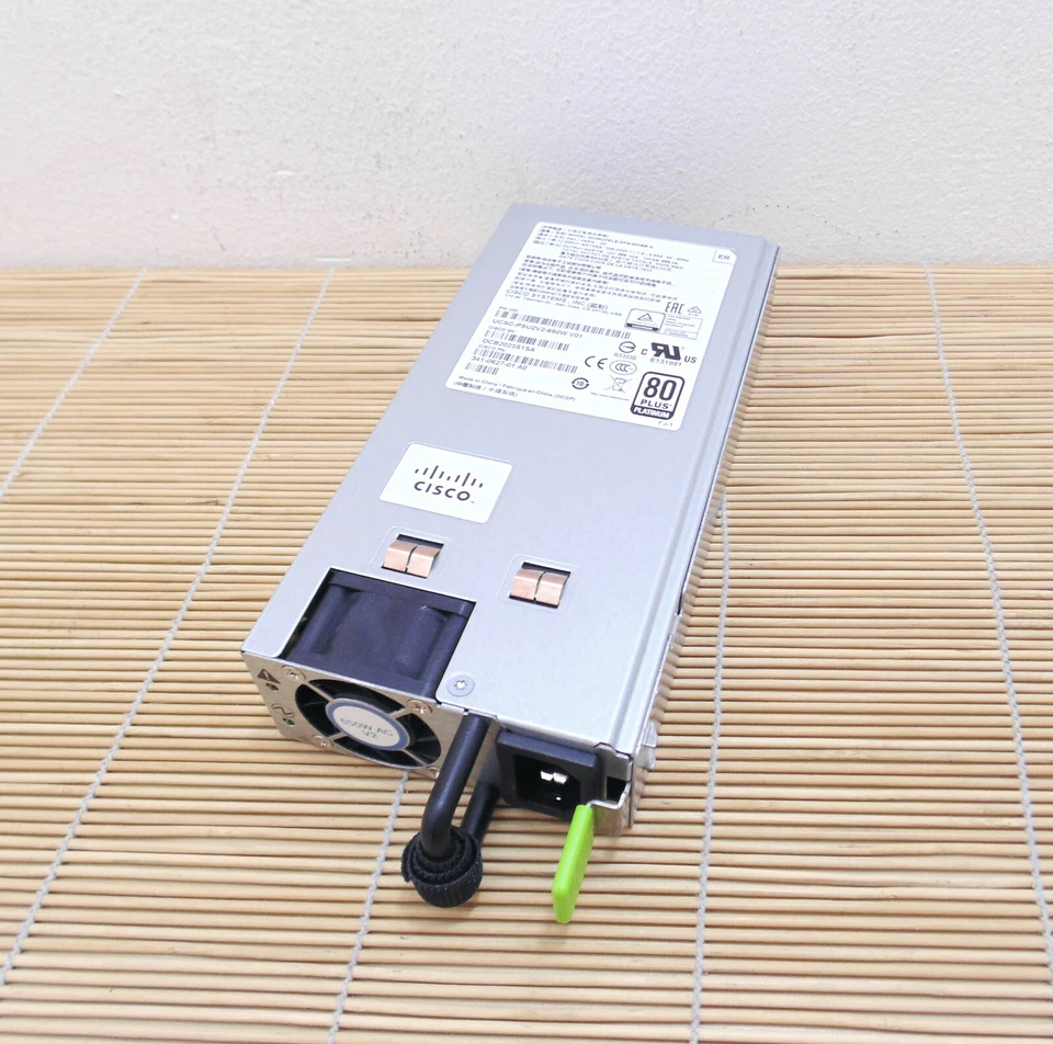 Cisco UCSC-PSU2V2-650W 650W V2 AC Power Supply for 2U C-Series Servers - Bild 1 von 1