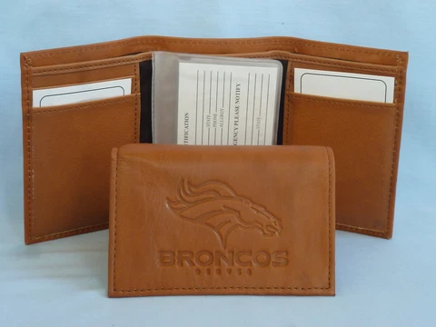 DENVER BRONCOS   Leather TriFold Wallet    NEW    brown 2 Cover