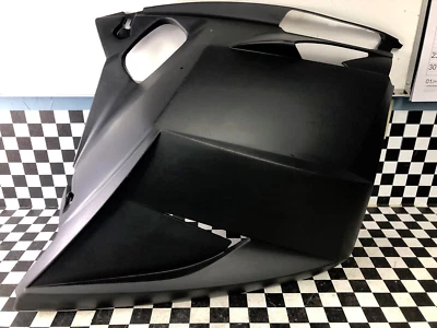 Ski-Doo GSX GTX MXZ Summit rev 550 F 2003-2009 OEM panel derecho negro 06 07 08 Foto 1 de 4