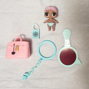 MGA Entertainment LOL Surprise Serie 4 Eye Spy Lil Sisters Lil Big City... - Bild 1 von 9