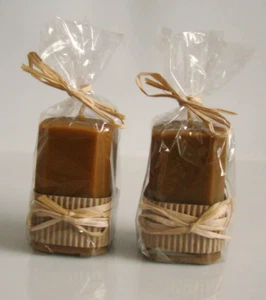 Kerze aus 100 % Bienenwachs – Kuboidform 7,8 x 4,7 x 4,7 cm handgefertigt - Bild 1 von 1