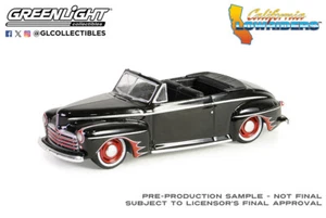 1/64 CALIFORNIA LOWRIDERS 1947 FORD DELUXE CONVERTIBLE - BLACK AND RED 63060-A - Picture 1 of 1