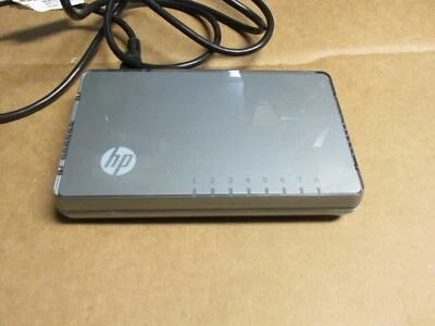 HP/3COM 3CFSU08/ V1405-8, 8 PORT ETHERNET SWITCH POWER CORD INCLUDED - Image 1 of 2