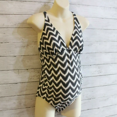 Traje de baño de una pieza de maternidad para mujer Liz Lang talla M Chevron Foto 1 de 4
