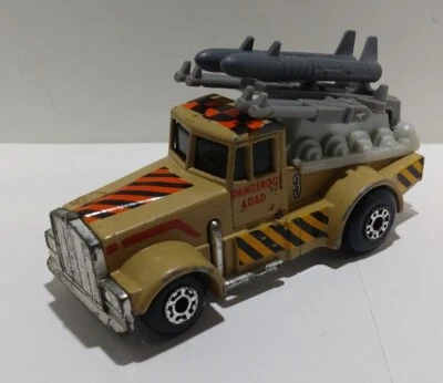 Matchbox 1987 Road Blasters Barrel Bomber Kenworth Turbo Force Team Support Veh. - Image 1 of 4