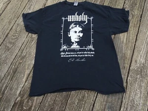 Gildan LG Faded Unholy Lizzie Borden grunge Emo Punk T-Shirt Horror Goth Gothic - Picture 1 of 7