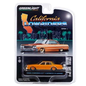 Greenlight LOWRIDERS Series 2: 1990 Chevy Caprice Classic 1/64 Scale - Picture 1 of 2