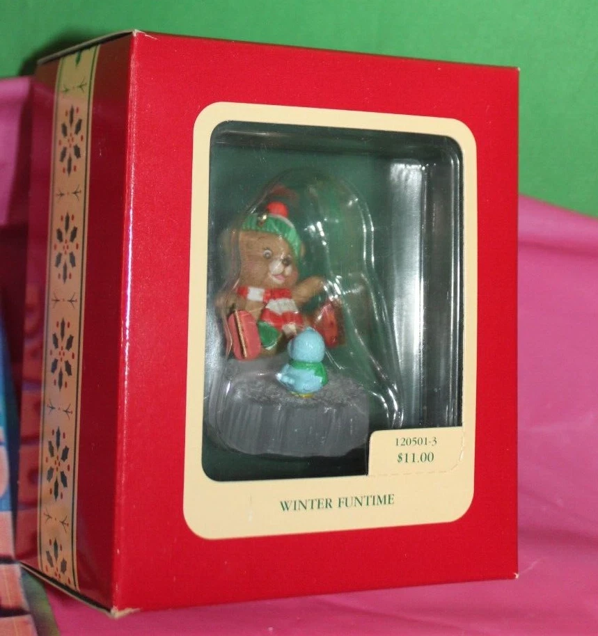 1991 Carlton Cards Heirloom Collection 1st Christmas Together Just US Ornament R